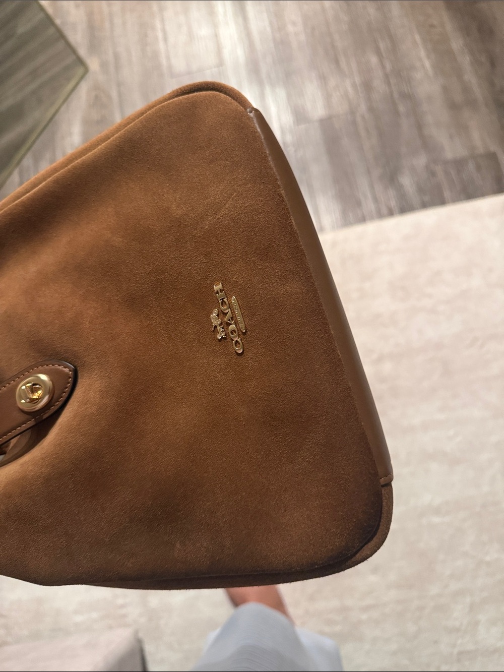 Coach Shoulder Bag - Picture 4 of 8